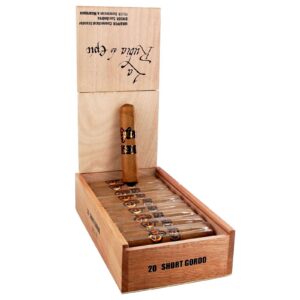 Epic la Rubia de Epic Short Gordo