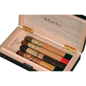 Fuente Story 2011 4-Cigars Humidor Set
